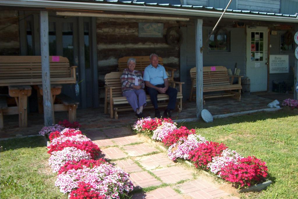 Powder Horn Campground Lawrenceburg TN 38464 9317620678